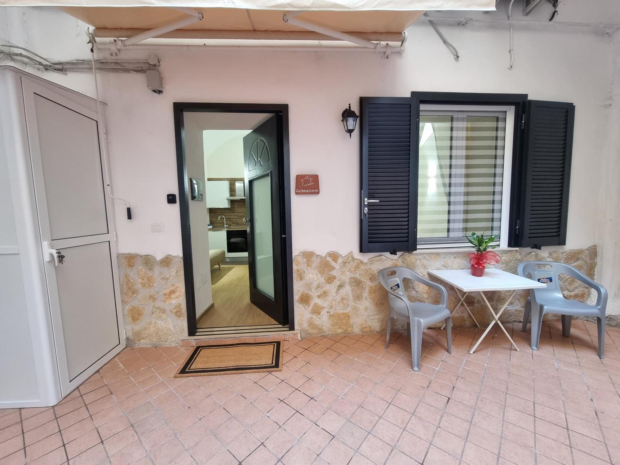Appartement La Casa De La Abuelita à Naples Extérieur photo